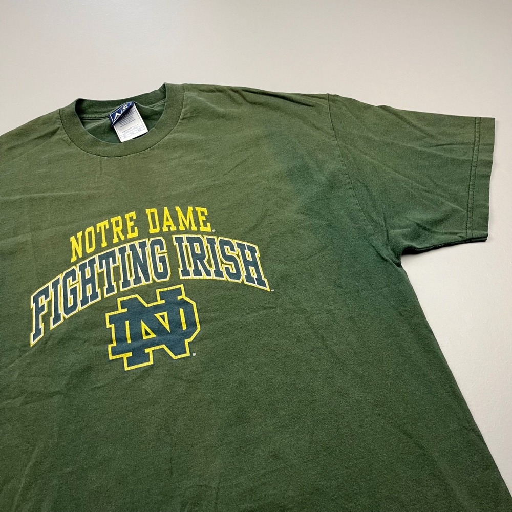 AS Sports Notre Dame Fighting Irish T-Shirt Men XL Green Short Sleeve Vintage
